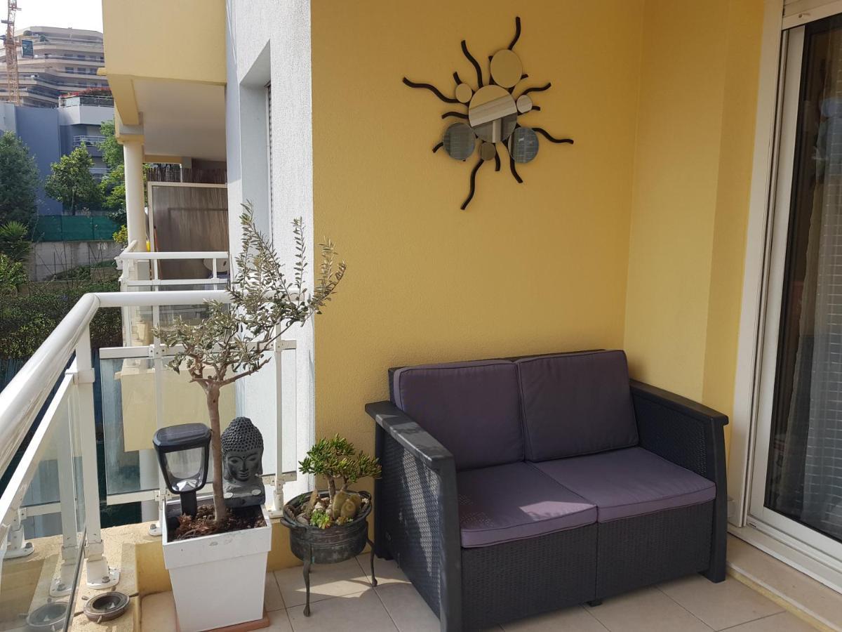 Beau appartement avec garage fermé Beausoleil Esterno foto