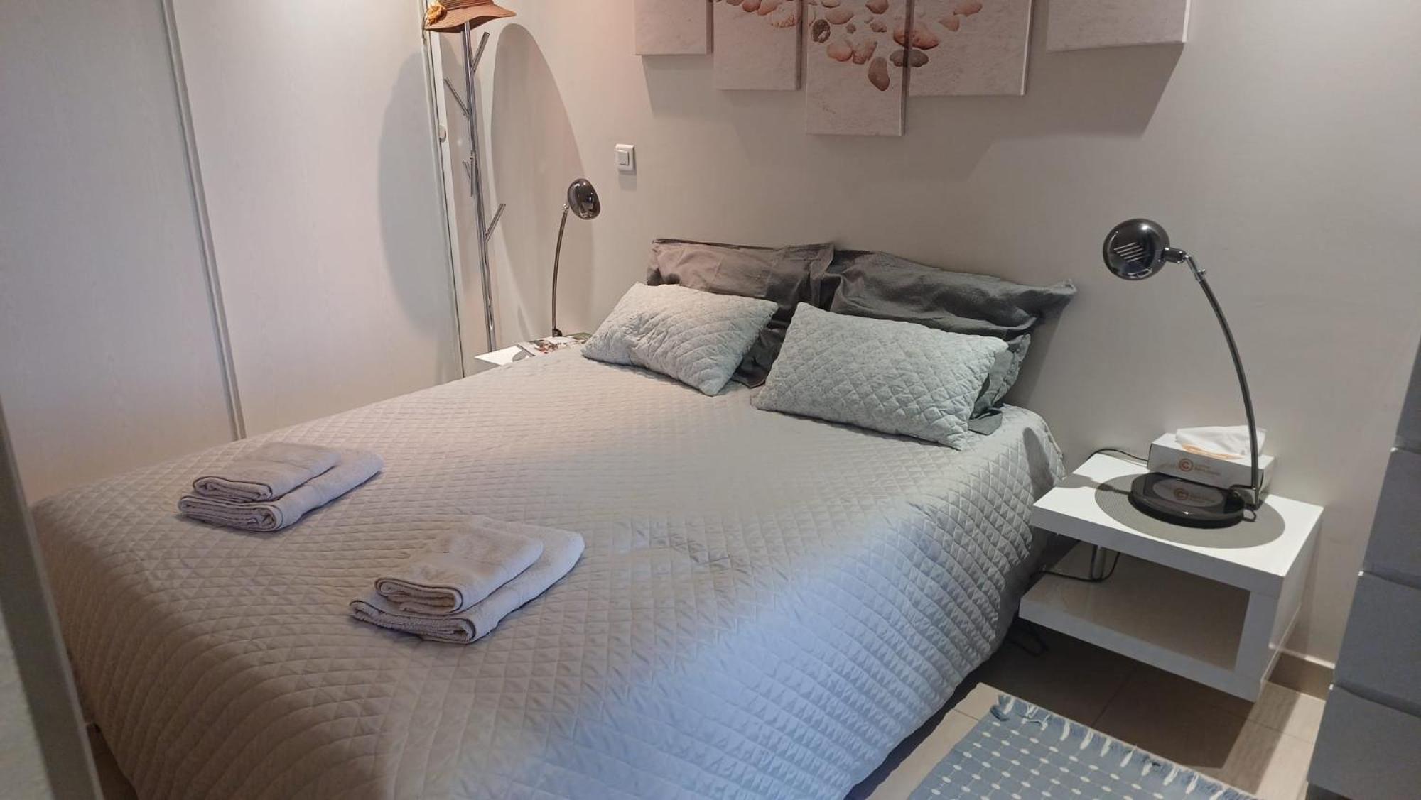 Beau appartement avec garage fermé Beausoleil Esterno foto